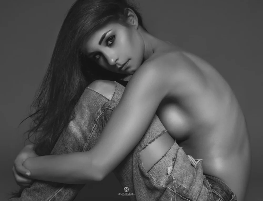Sensual Photoshoot with Patricia — MaikB. Photography
